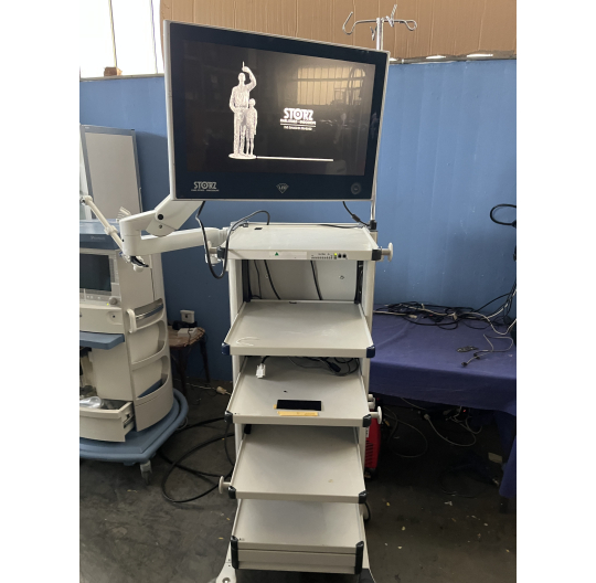 Endoscopy Trolley with STORZ 9627NB